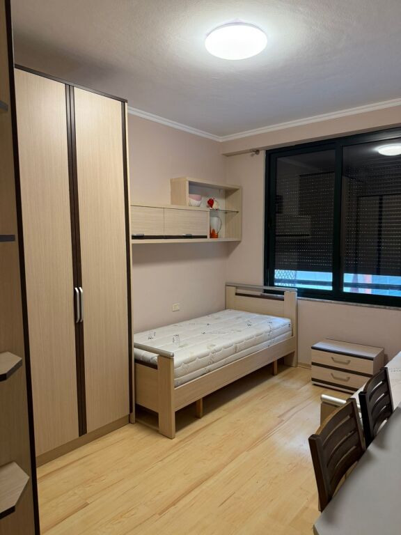 Appartamento 2+1+2 bagni in affitto a 21 Dhjetori!