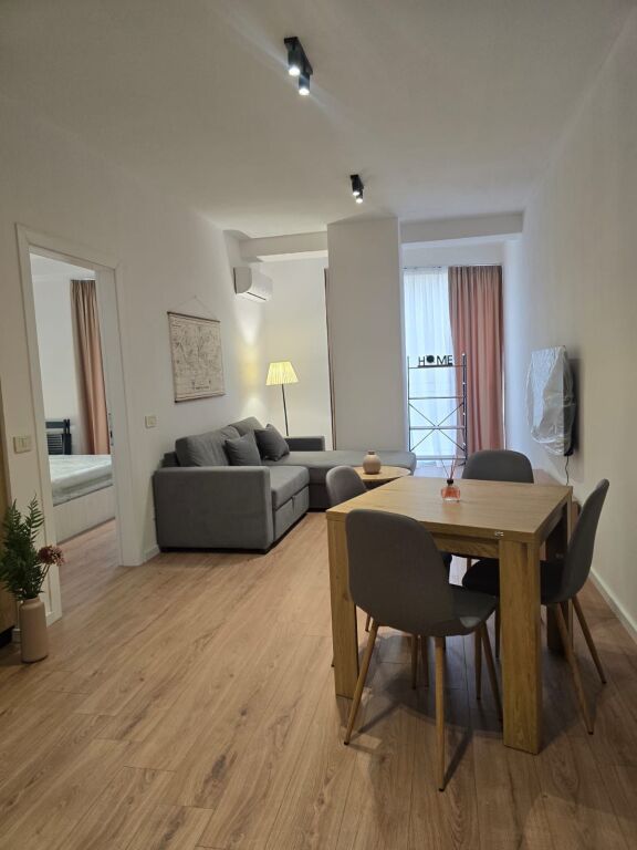 Appartamento in affitto 1+1 da Mine Peza