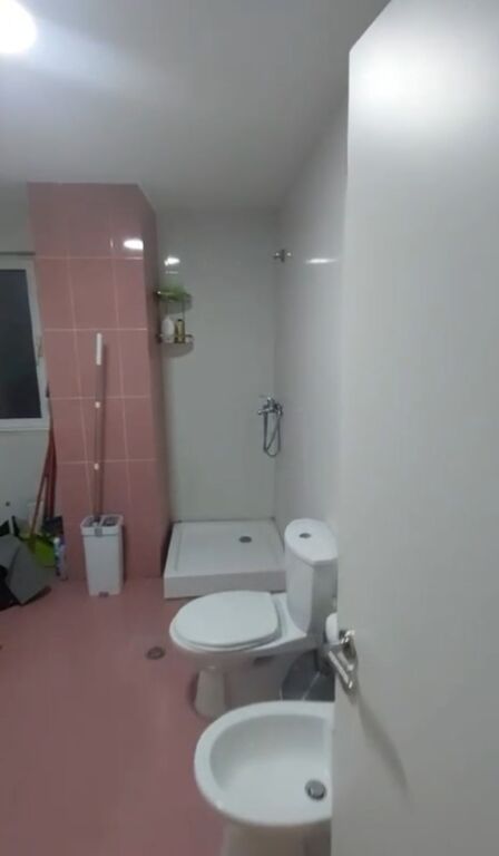For rent Apartment 2+1, Elbow Opposite the New Maternity 550 thousand lek