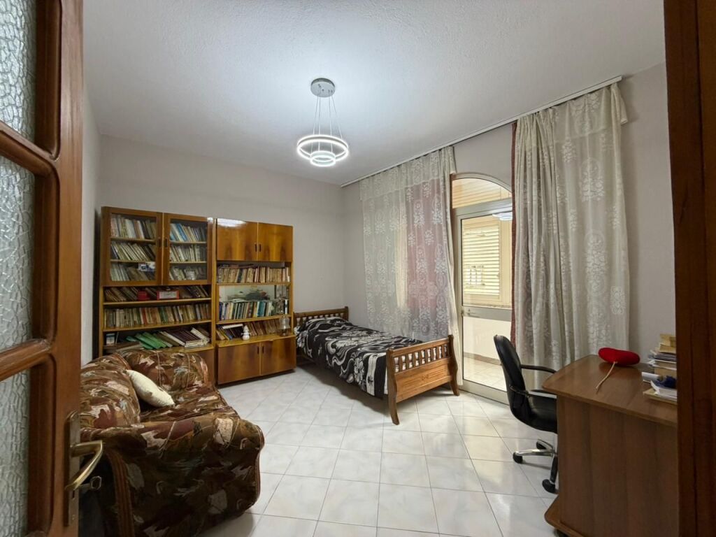 3+1 apartment for rent in Brryli!