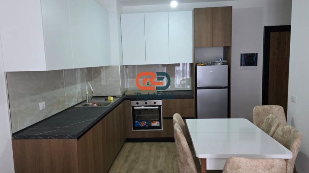 Tek Univers City, Jepet Me Qira Apartament 2+1+Post Parkimi Totalisht I Mobiluar!