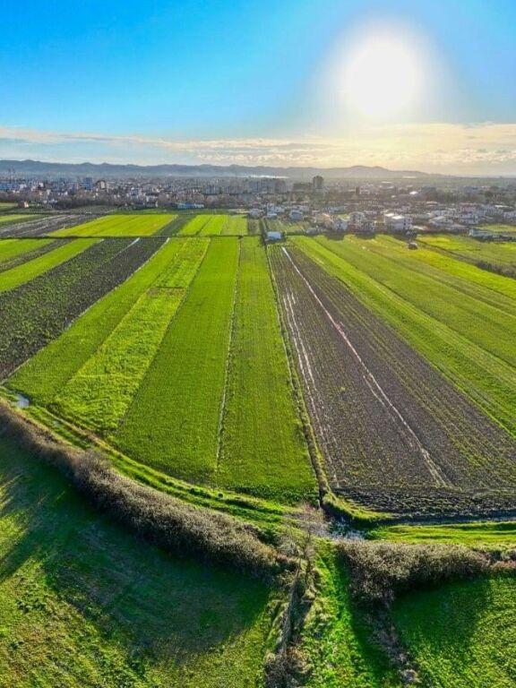 💥 OKAZION 💥Shitet toke afer ish-Fabrikes se Letres,Kavaje