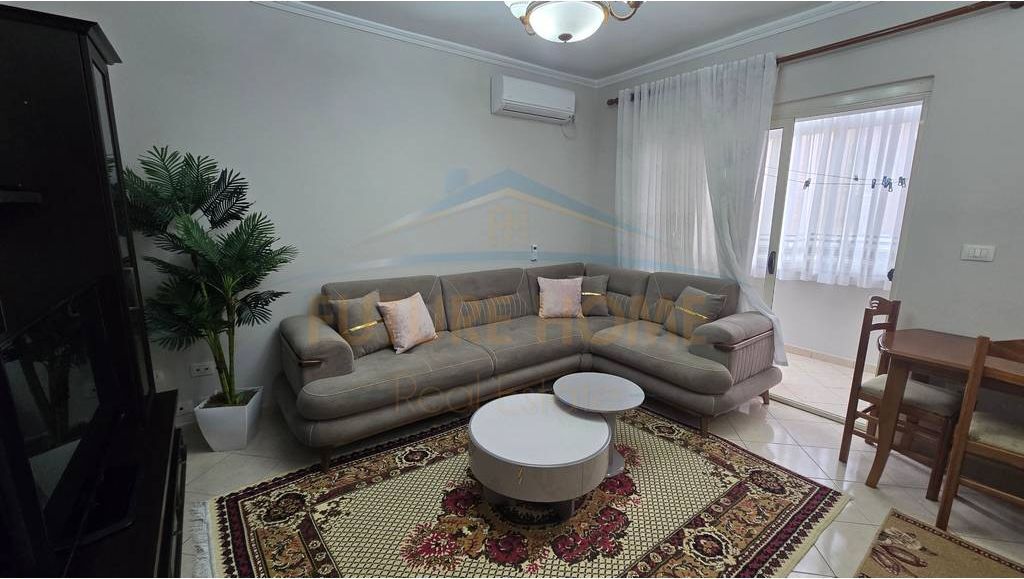 Qera, Apartament 1+1, Xhamllik