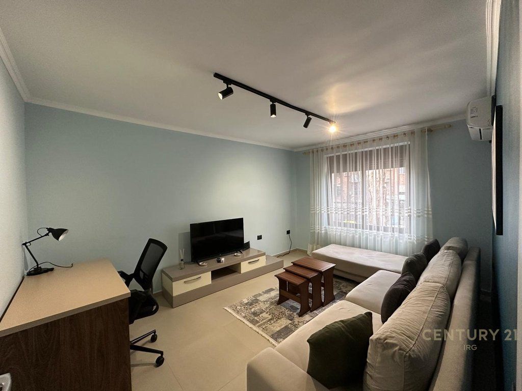 SHITET APARTAMENT PRANE LULISHTES 1 MAJI 1+1