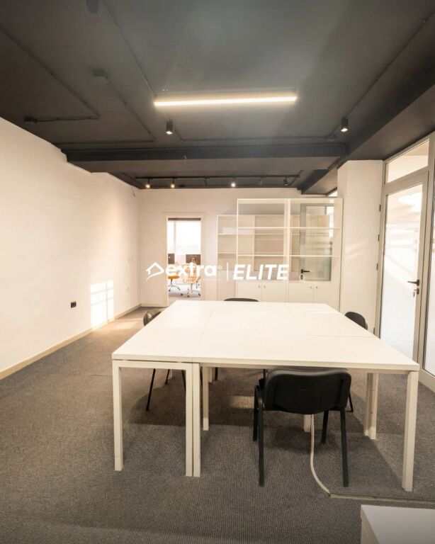 🔥 Jepet Zyrë me Qira + Post Parkimi 🔥 Pazari i Ri, Tiranë