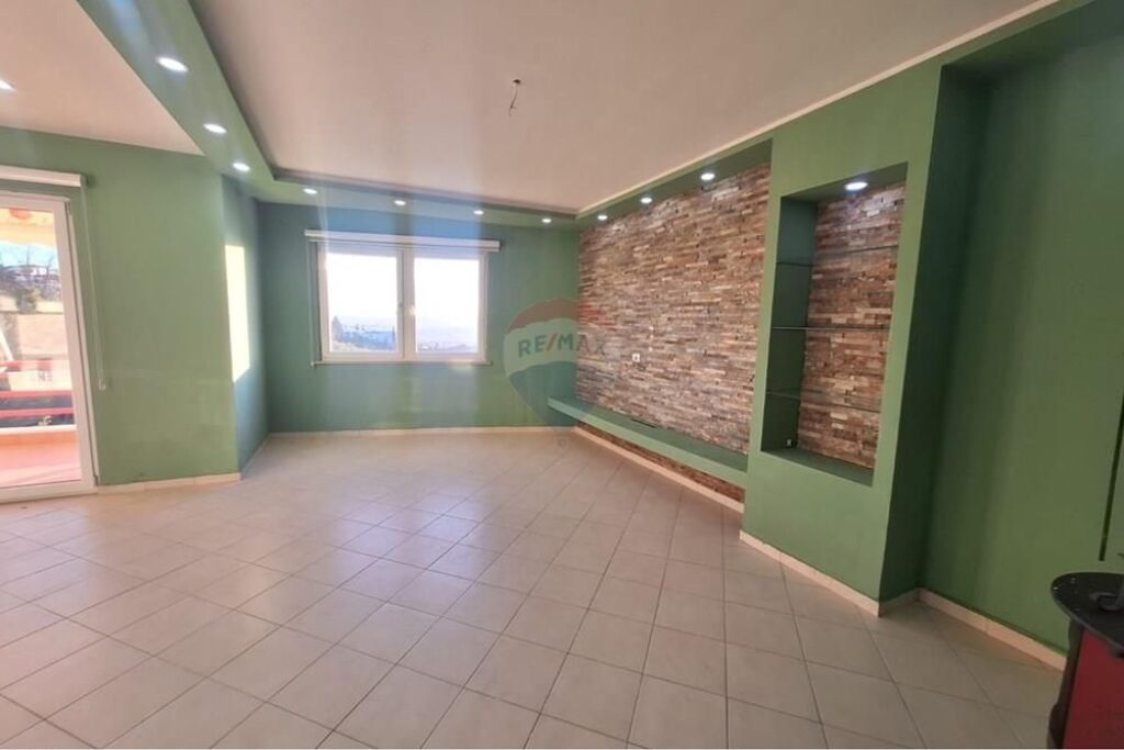 Apartament - Për Shitje - Rruga e Thesarit, Tiranë(ID: 530411003-883)
