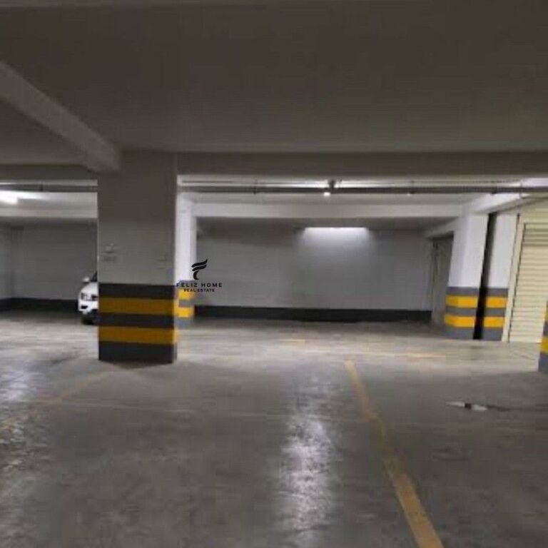 VENDESI IN VENDITA 2 POSTI AUTO EX CAMPO DI AVIAZIONE  29.000 EURO