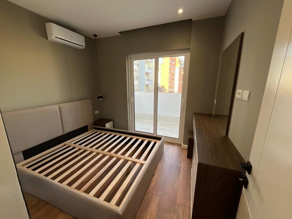 Super apartament 1+1 per shitje te Mine Peza 155,000 €