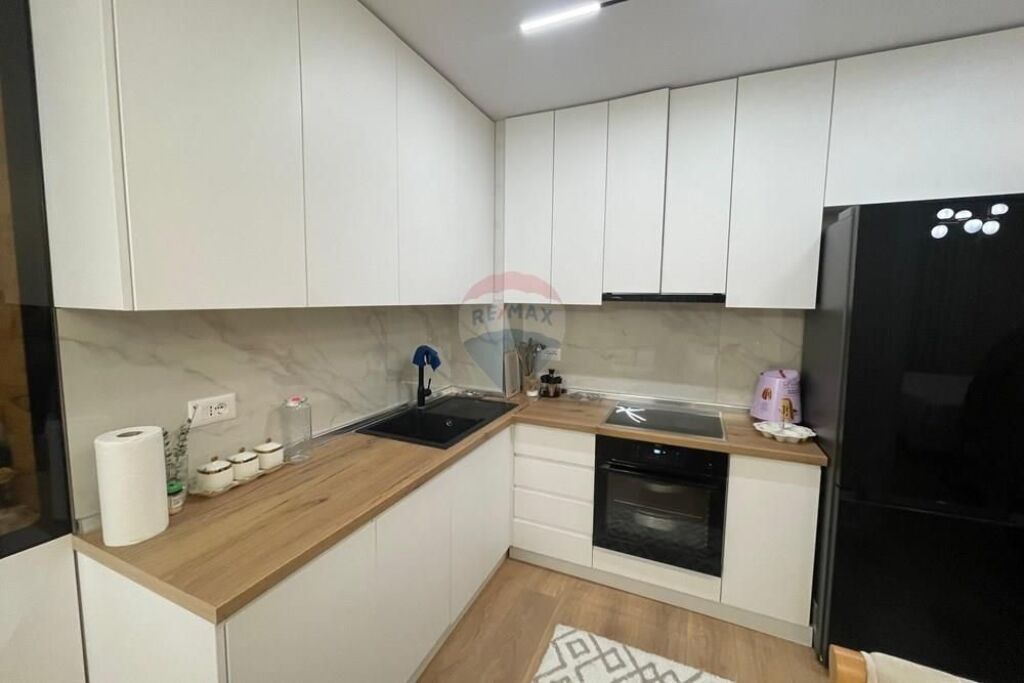 Apartament 1+1 për Shitje Shkoze