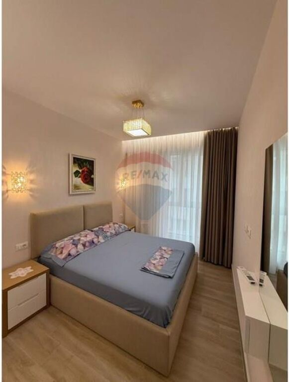 Apartament 1+1 për Qira – Rruga Muhamet Gjollesha, Tiranë