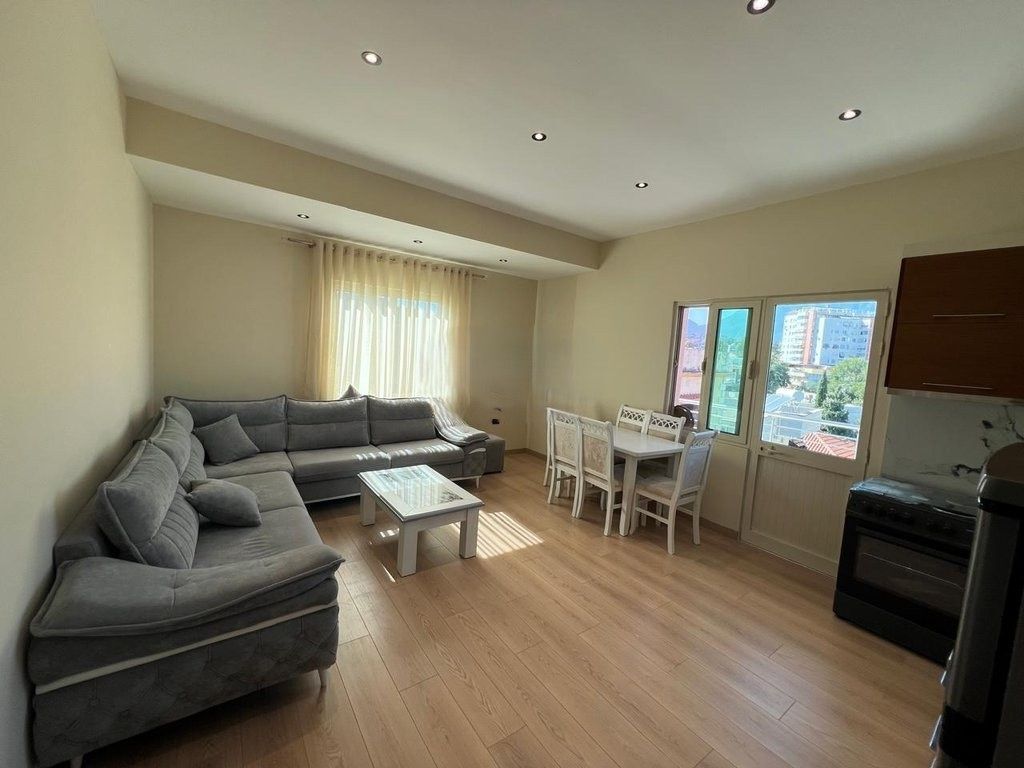 2+1 95m2 3° piano Ville Tedesche