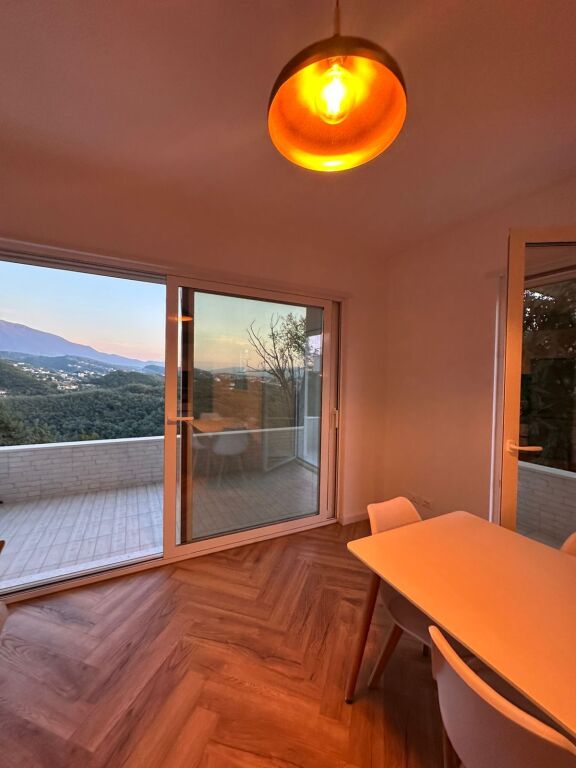 Apartament per qira 2+1+2, Tek Vilat e Arabit, Fresk