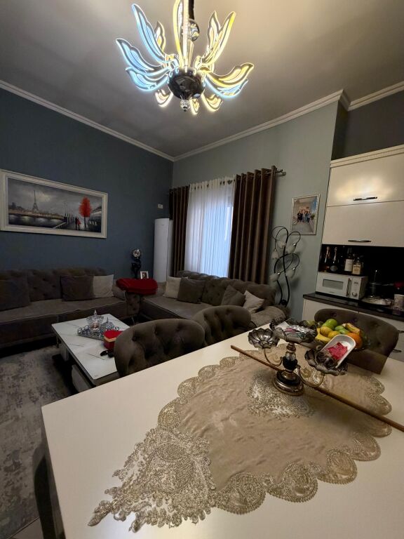 Apartament ne shitje 2+1+2 ne Astir