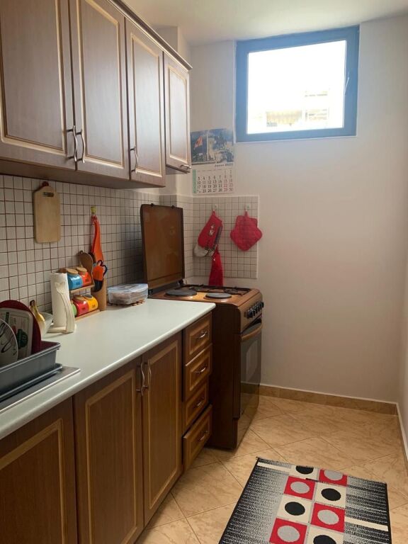 Appartamento 1+1 in affitto ad Ali Dem, vicino al Comitato dei Bektashi