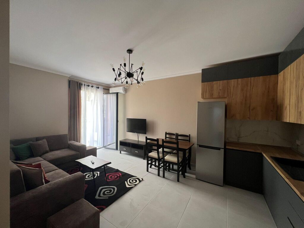 Tek Kompleksi Asl Jepet Me Qira Apartament 1+1 I Mobiluar!