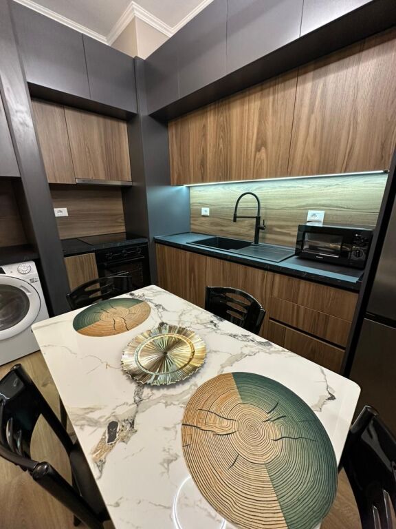 🏡 Appartamento in affitto 1+1 – Residenza Kadiu, Ali Demi