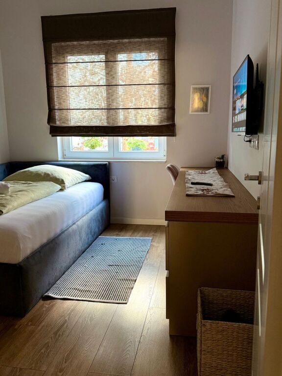 APARTMENT FOR RENT 2+1 CENTER 1,500 EURO