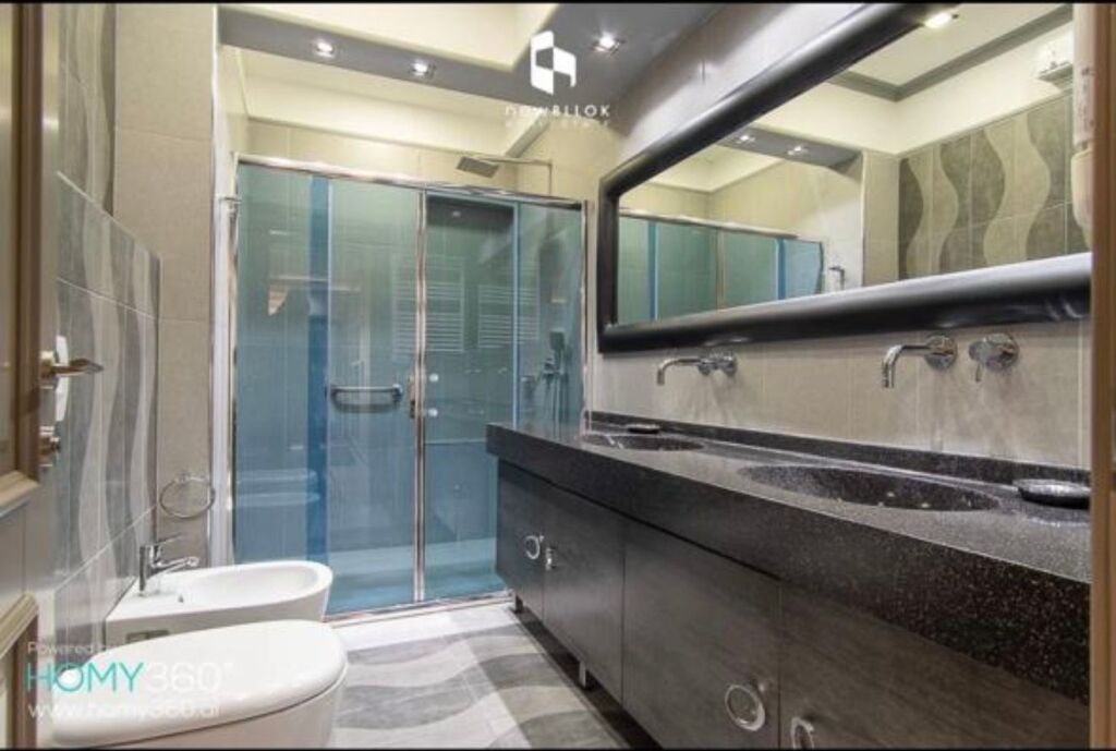 2+1, spacious, myslym shyri, 185,000 lek, parking is also offered at an additional cost