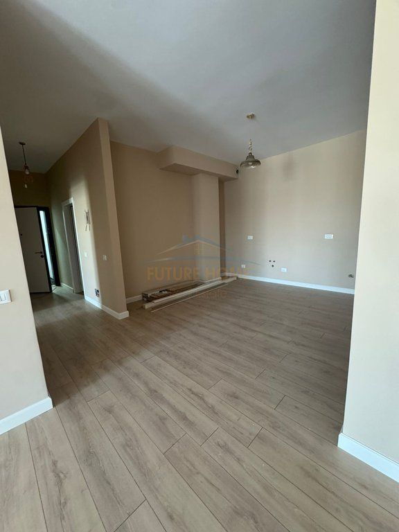 For sale, Apartment 1+1, Sauk, Tirana Porta e Re, Tirana.