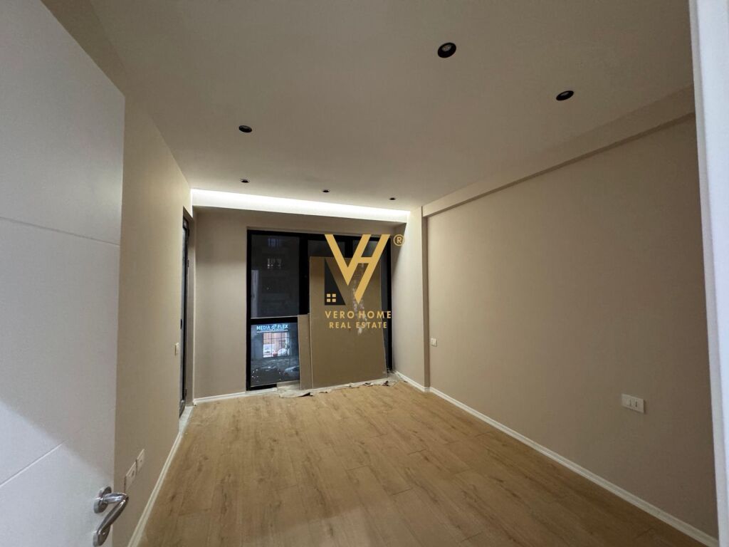 UFFICIO 64 M2 IN AFFITTO PRESSO URBAN GATE, ASTIR 450 EURO