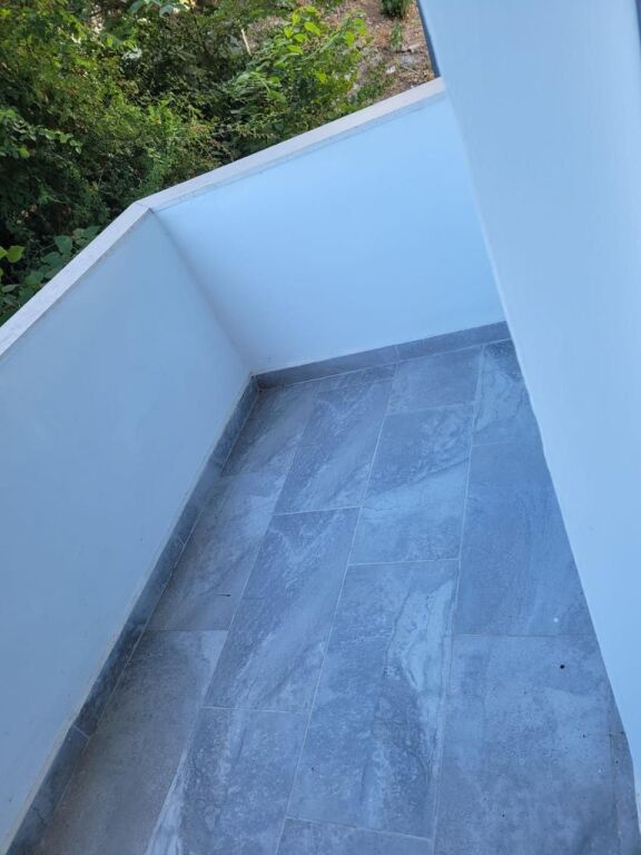 Jepet apartament bosh me qera Tek Xhamia e kopshtit botanik