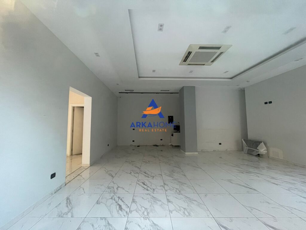 BUSINESS PREMISES FOR RENT 110M2 "RRUGA E KAVAJES" 2500 EURO