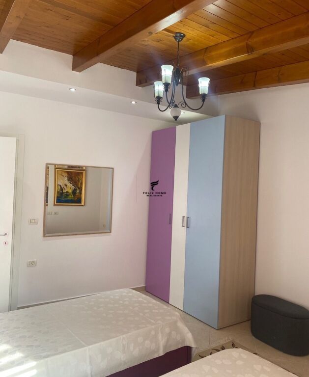 APARTAMENT ME QERA 3+1 SELVIA 150.000 LEKE 