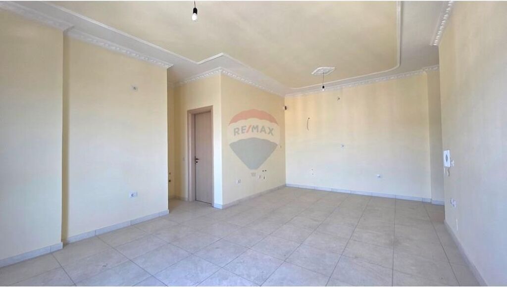 Apartament 2+1 në shitje ne Transballkanike pas Supermarket Haso