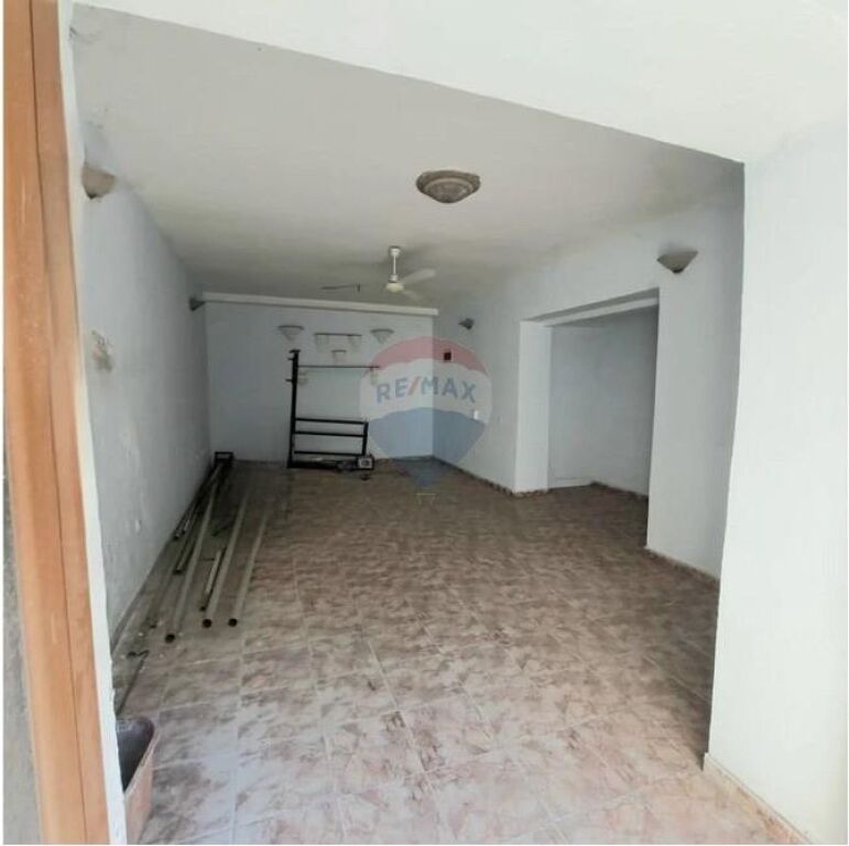 Negozio in Vendita – Via Ali Demi, Vlora