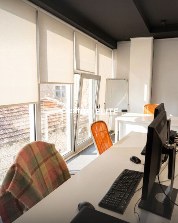 🔥 Jepet Zyrë me Qira + Post Parkimi 🔥 Pazari i Ri, Tiranë