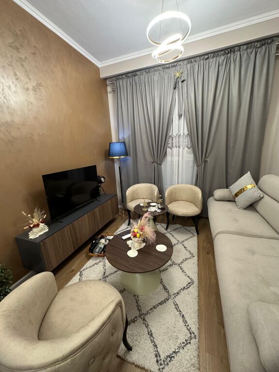 🏢 Affittasi appartamento 1+1 – Residenza Kadiu, Ali Demi