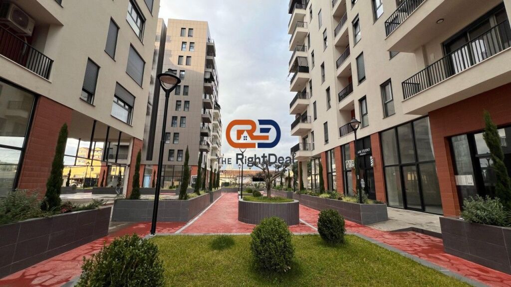 Ne Don Bosko, Tek Kompleksi Trio Tower, Jepet Me Qira Apartament 2+1+2 Ideale Per Zyra!!