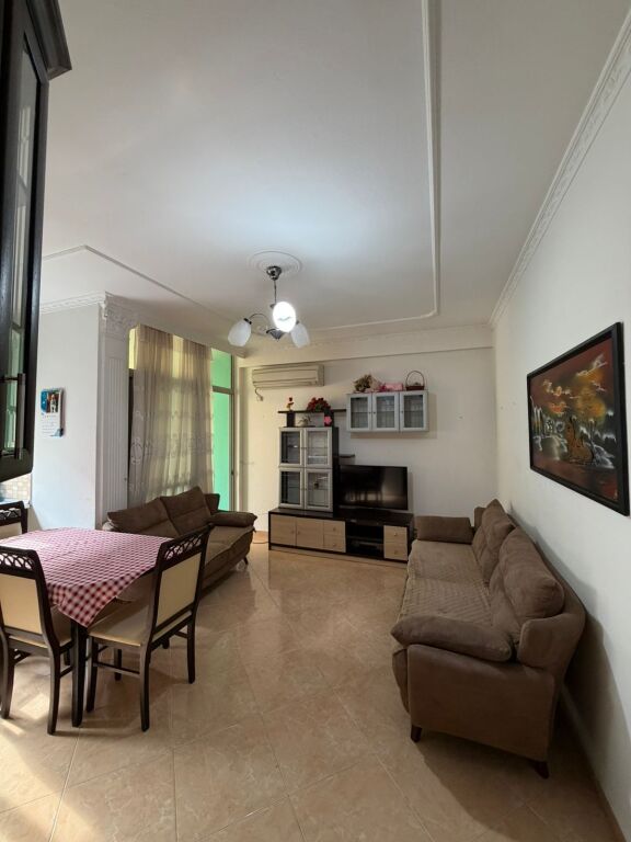 Qera: Apartament 2+1  Kati 3  📍Astir , pallati nela 5  Cmimi: 50.000 leke