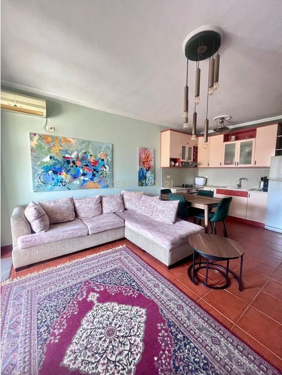 APARTAMENT 1+1 ME QIRA PRANE CONORDIT TEK RRUGA 5 MAJI