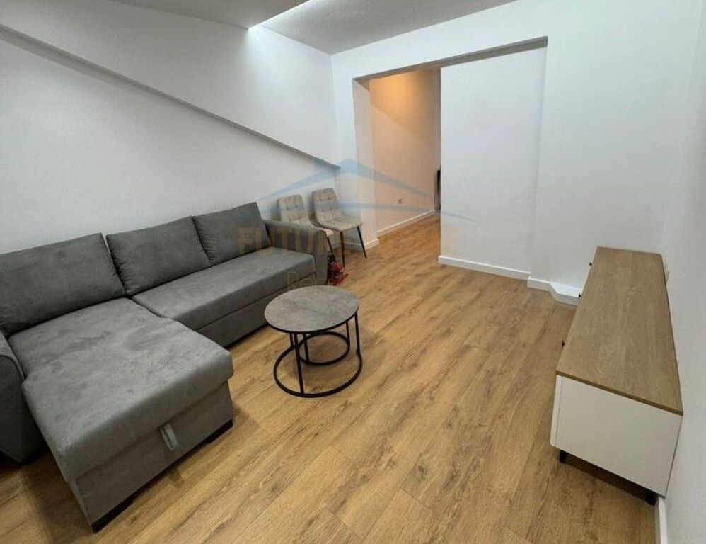 Qera, Apartament 1+1, Myslym Shyr, Tirane.