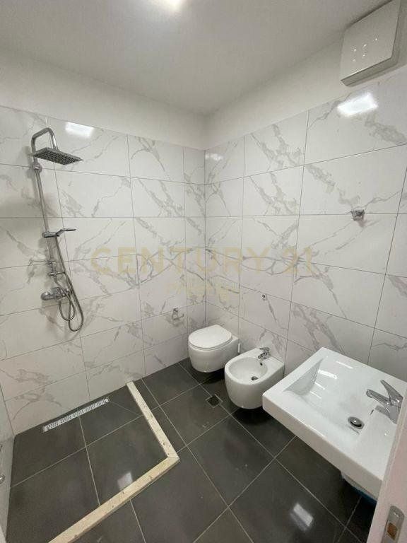 SHITET APARTAMENT 2+1+2, GARDEN REZIDENCA TURDIU, FUSHA E AVIACIONIT!