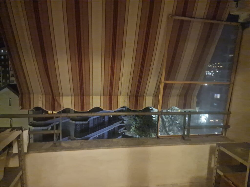 Eskluzive,Shitet apartament 2+1+2 tualete te Liqeni i Tiranes