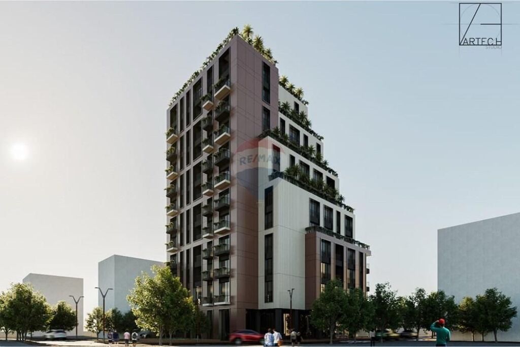 Shitet Apartament 2+1 ne Qender, Myslym Shyri