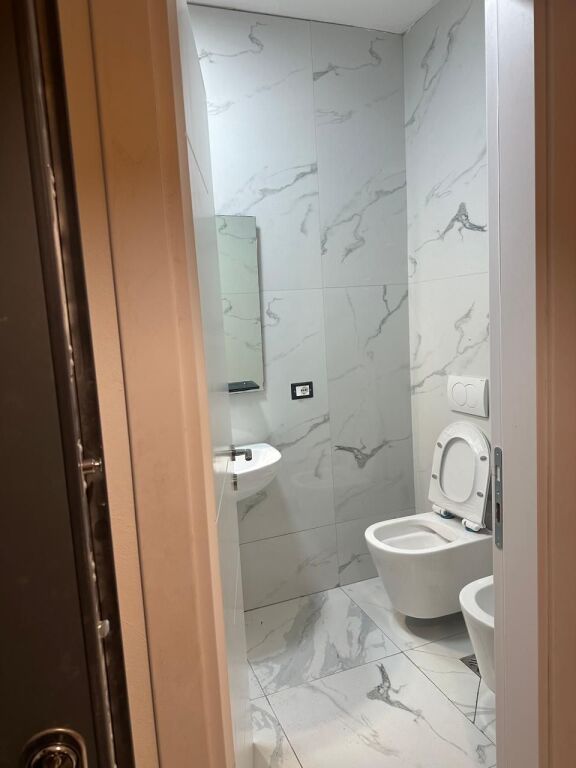 Jepet Apartament me qera