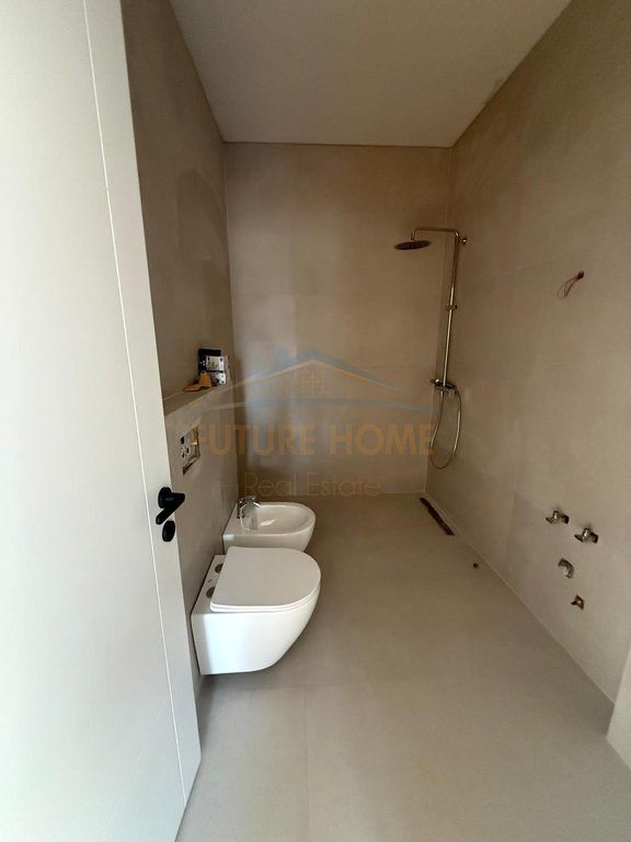 For sale, Apartment 2+1, New Bazaar, Tirana