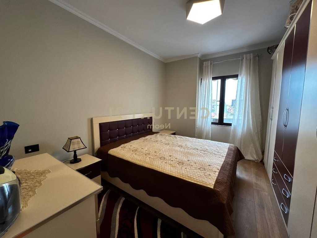 apartament me qera 1+1 te pazar i ri