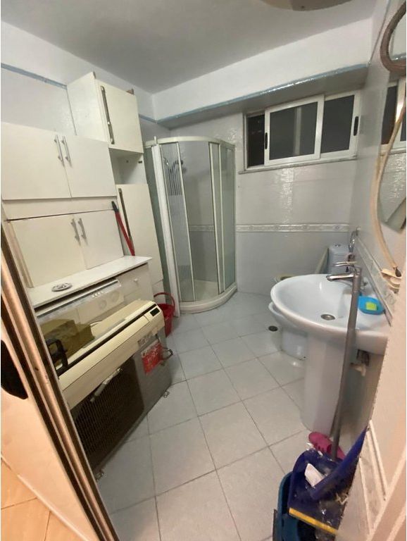 AFFITTASI APPARTAMENTO 3+1+2 IN VIA SAMI FRASHERI