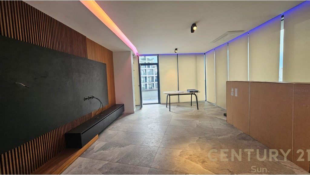 Luxury apartment 3+1+2+2 Parking spaces for sale at Lake View Residence