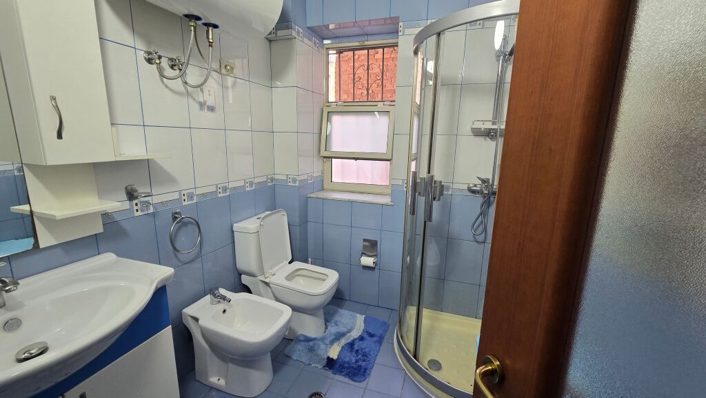 Rent, Apartment 1+1, Xhamllik, Tirana.