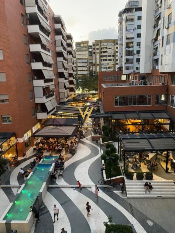 JEPET ZYRE 270 M2 ME QIRA TE DELIORGJI 2.500 EURO