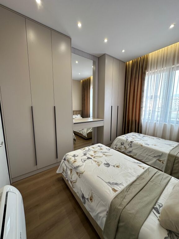 Super appartamento 2+1+2 in affitto al Crocevia Vasil Shanto/1000 euro