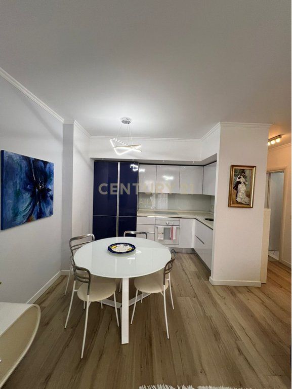 Appartamento 2+1+2 in Affitto a Brryl, Completamente Arredato