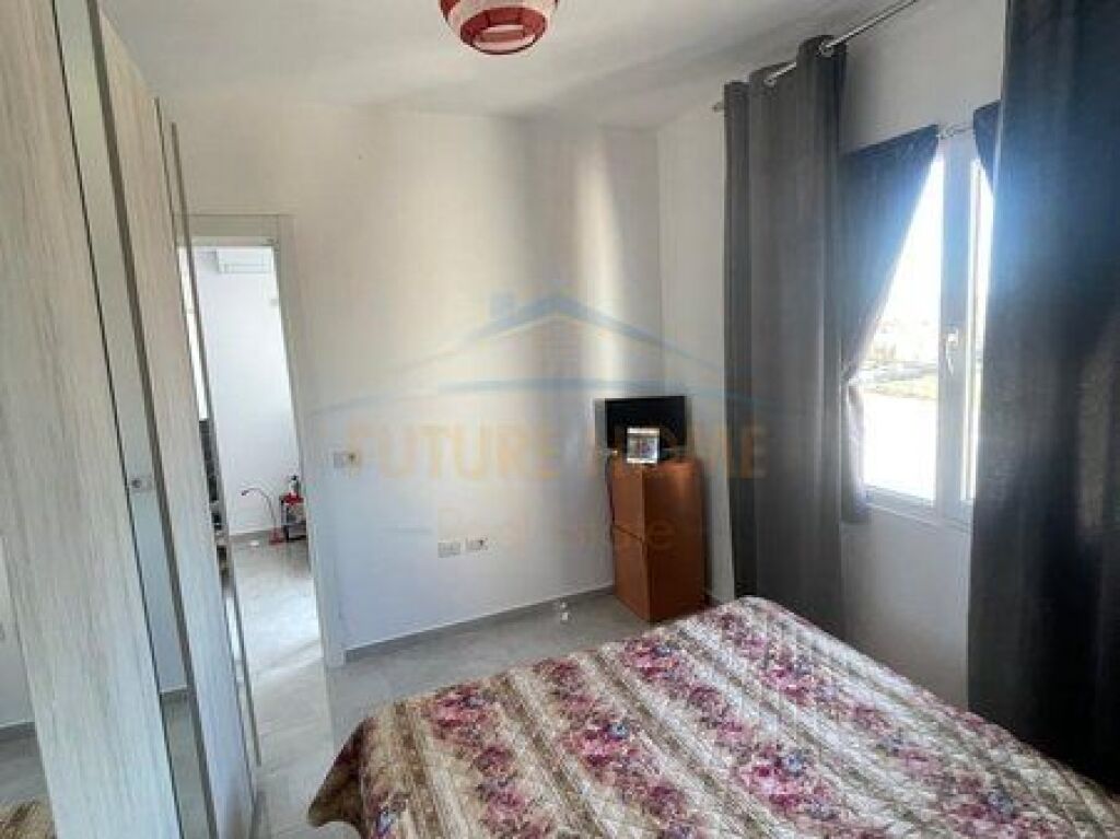 For sale, Apartment 1+1+, Sauk, Tirana.