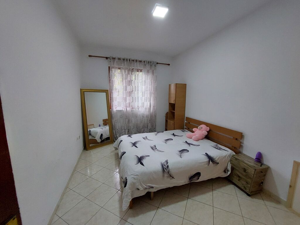 Affitto | Ingresso 1 + 1 | Via 5 Maji | 330 €/mese