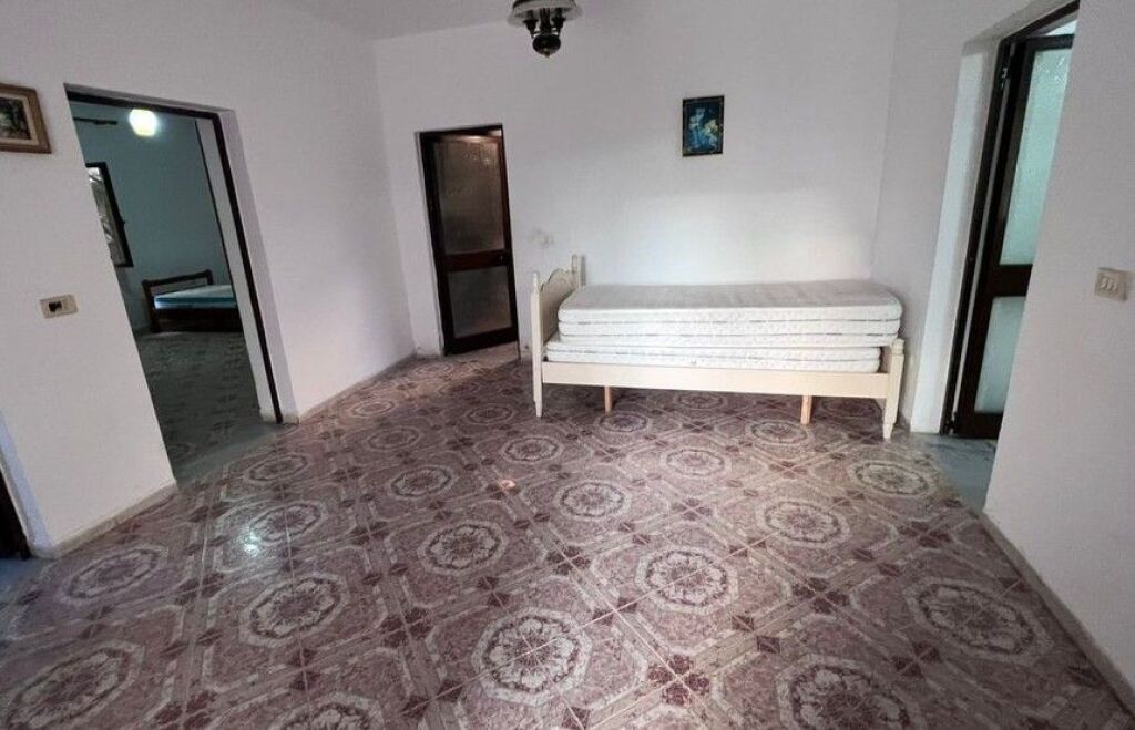 Qera, Apartament 2+1, Ish Parku i Autobuzave , Tirane.